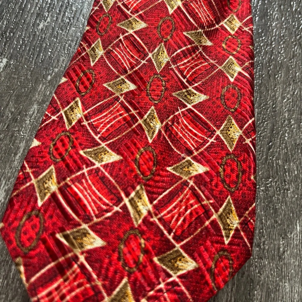 Vintage Robert Talbott Best of Class Necktie Red Gold Diamond Geometric Mens Tie